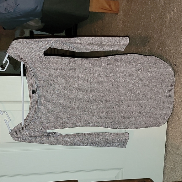 Off the shoulders Dress - Picture 3 of 5